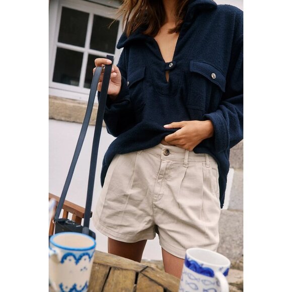 FREE PEOPLE Billie Chino Shorts in Almond Milk Size US 0 - Picture 1 of 9